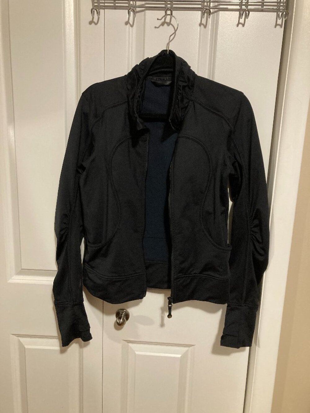 #150 Lululemon Define Jacket, Fitted Full Zip, Black, Size Small